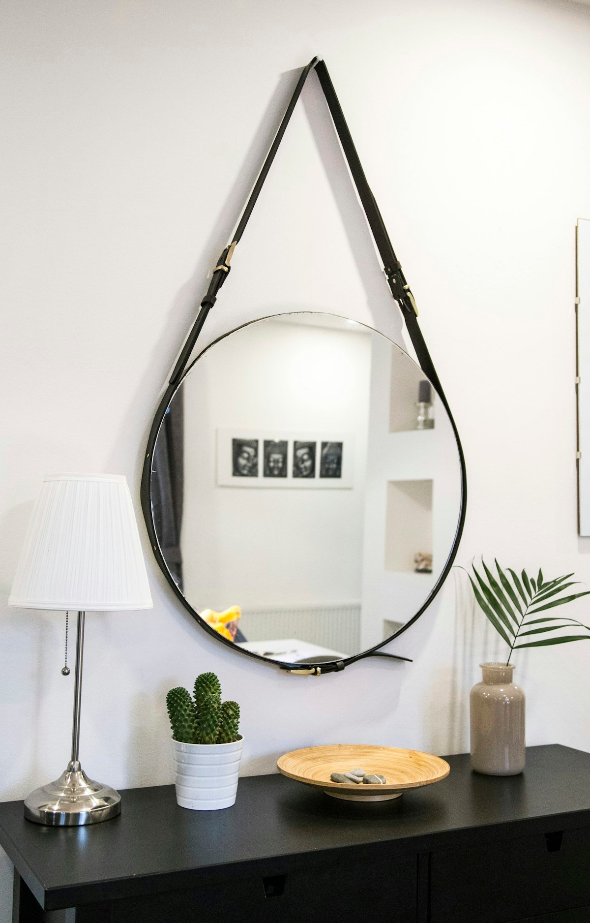 Minimalist Round Mirror