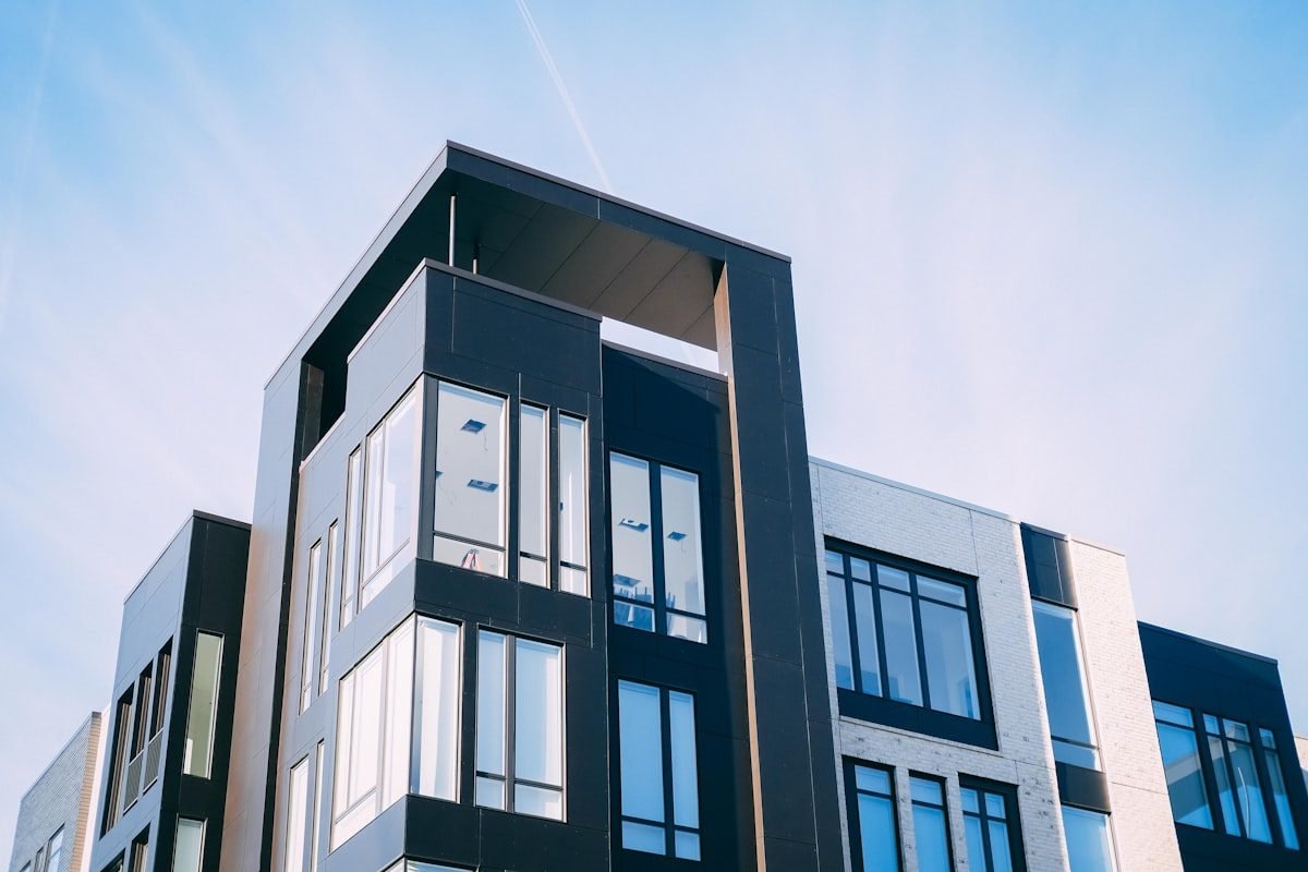 How Much Rent Can You Afford? A Simple Calculator Guide