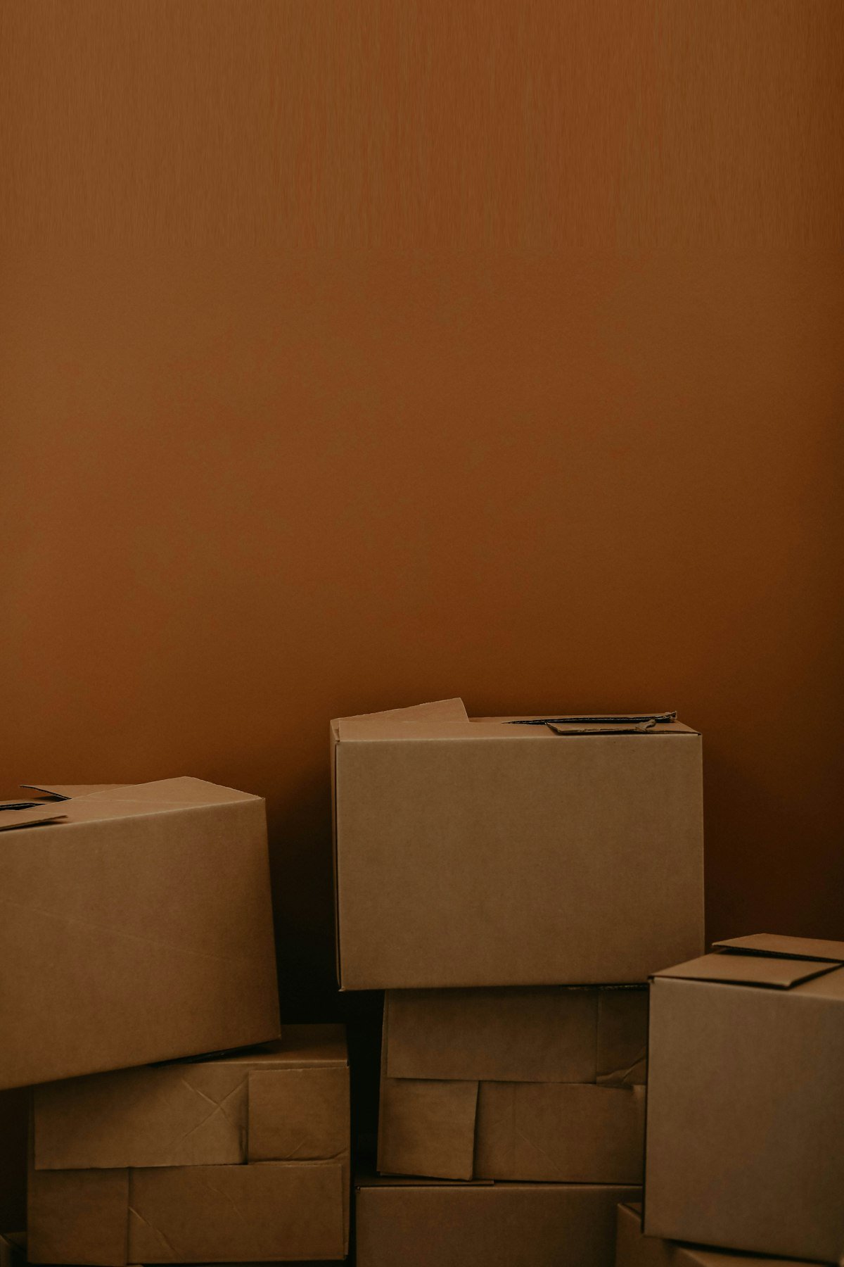 How Much Does It Cost to Move in an Apartment in 2026?